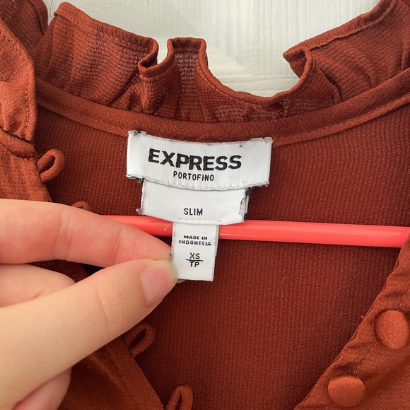 Express Terracotta Ruffled Blouse - Picture 5 of 5